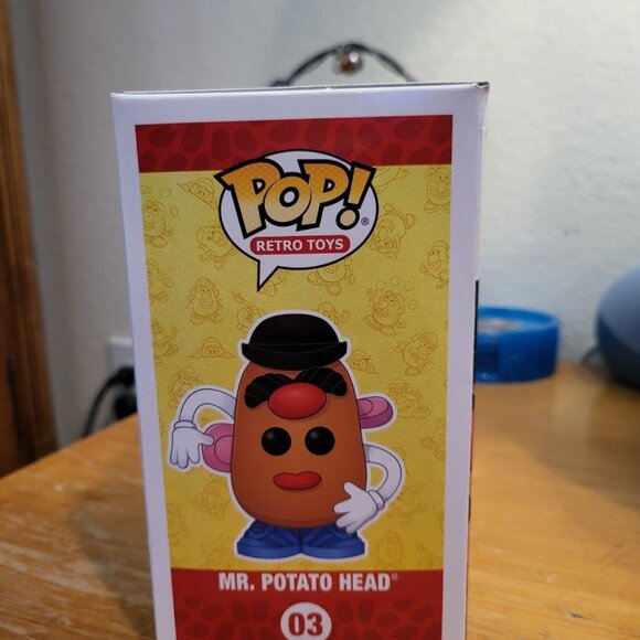 Mr. Potato Head (Mixed Up) Target Exclusive Funko Pop - Picture 4 of 10